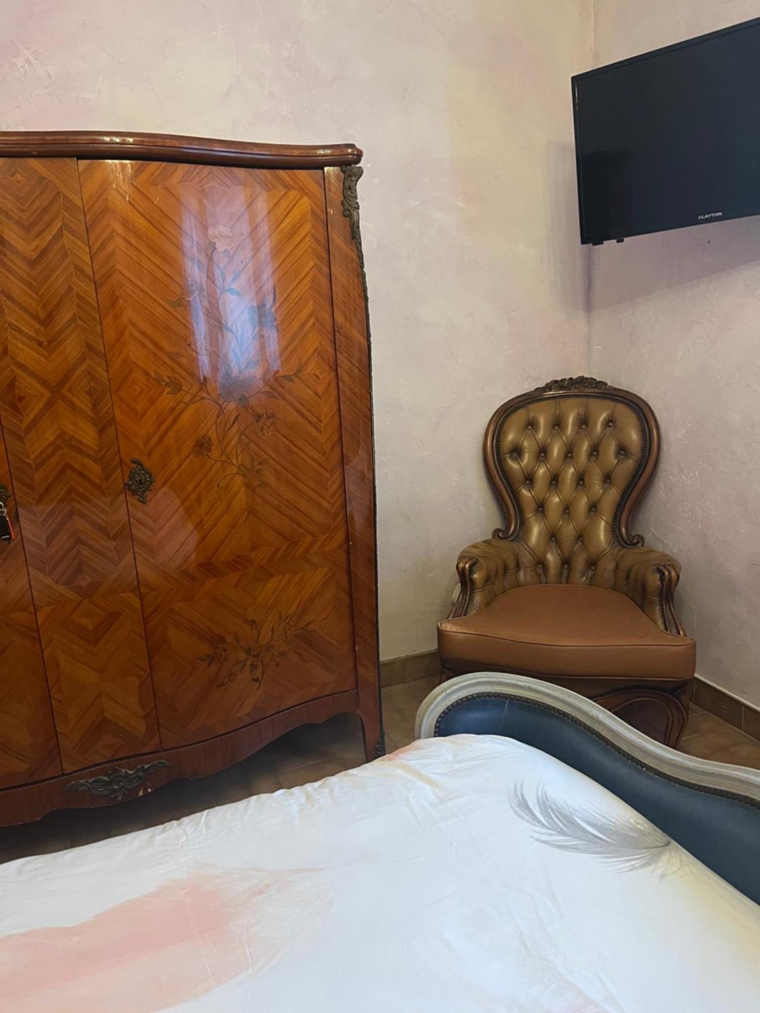 Le Cannet, Chambre à l'étage d'une maison avec piscine Extérieur photo