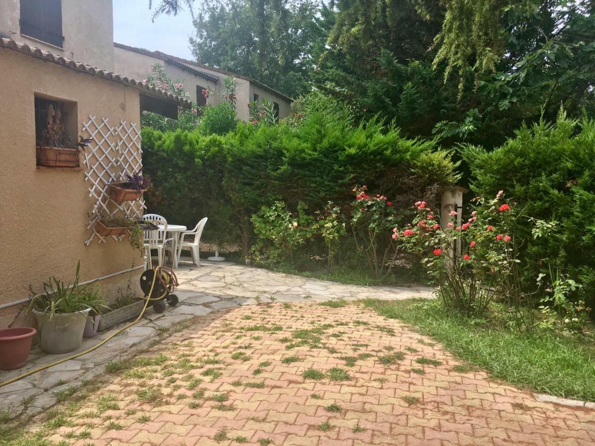 Le Cannet, Chambre à l'étage d'une maison avec piscine Extérieur photo